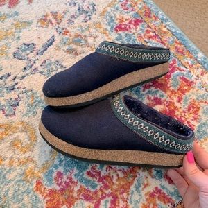 🌼BUY 1 GET 1 FREE🌼